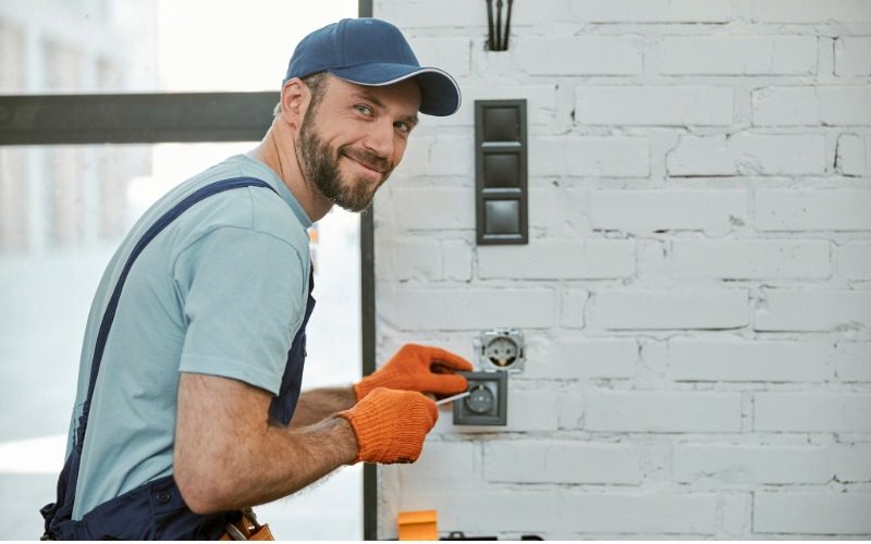 Wartung und Reparatur von Elektroanlagen durch Elektro Blaich